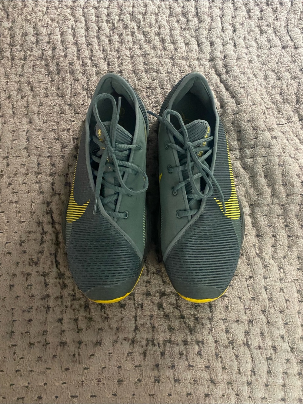 Nike Men's Dark Green Superrep Athletic Shoes with Yellow Accent